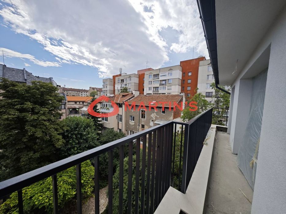 3-стаен в София-Център площ 93 цена 216000