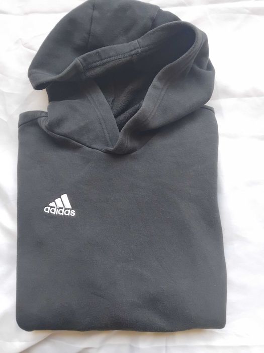 Adidas 100% оригинален дамски суичър