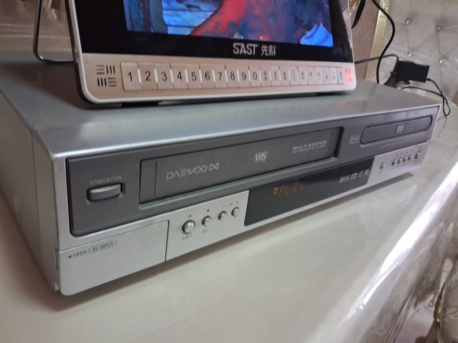Видеомагнитофон DAEVOO