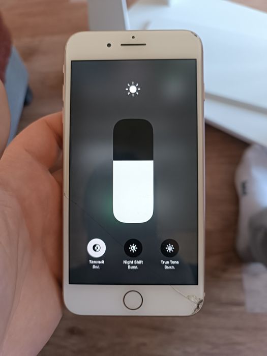 Айфон 8+ 64 Гб 16.7.15