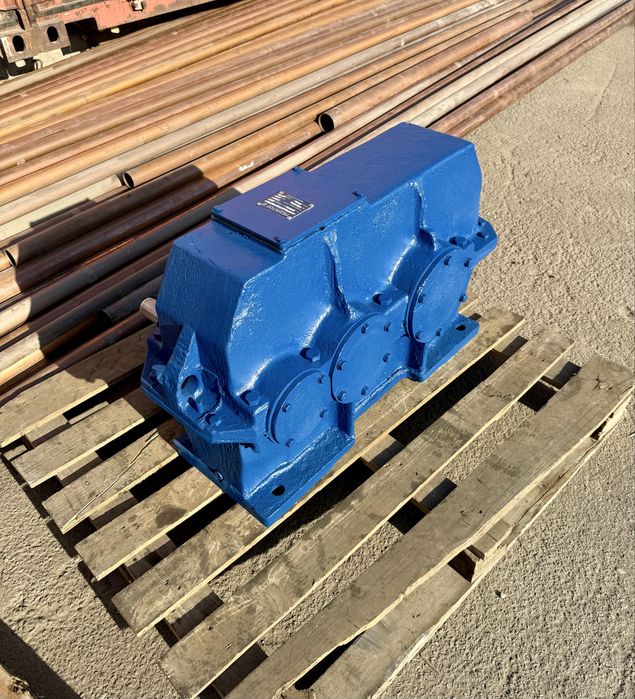 Редуктор  Ц2У 250/40/22 Ц2У 250/40/12 Ц2У200