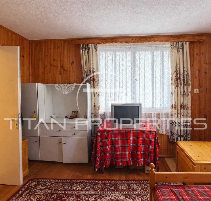 Къща за продажба в с. Чавдар