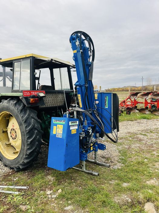 Tocator de resturi vegetale hidraulic cu brat extensibil, 2 pompe