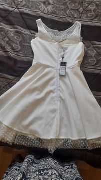 Елегантна дамска рокля