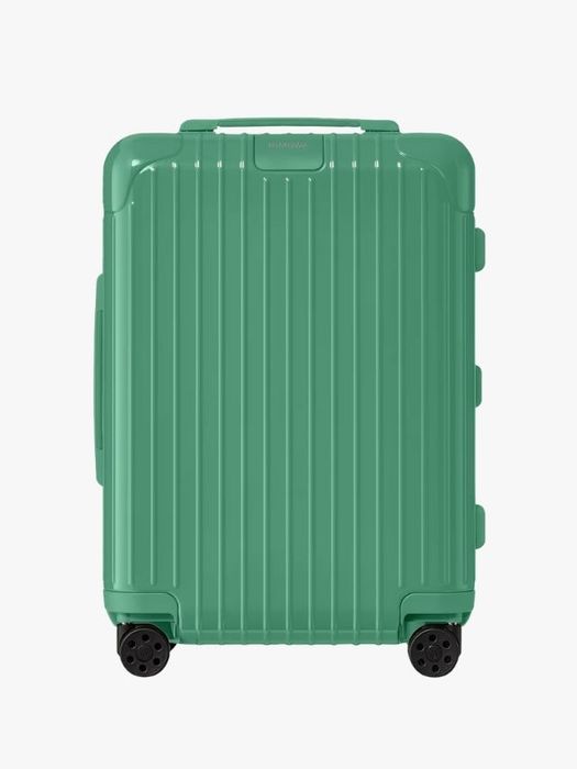 RIMOWA Essential — Gloss Green