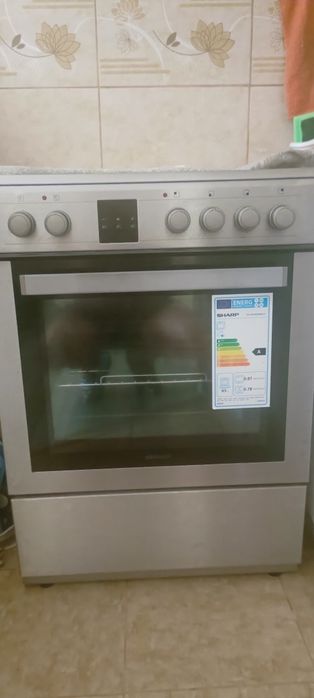 Aragaz electric Sharp KF-76FVDT22IMK-EU – 60 cm, Inox, Cuptor multifuncțional, Plită vitroceramică