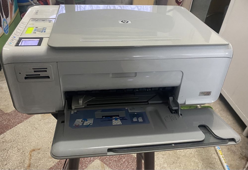 Цветен принтер със скенер Hp перфектно работещ гр. Хасково Център • OLX.bg