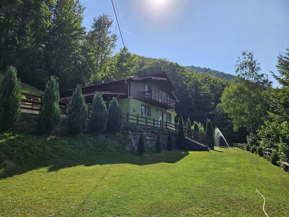 Casă de Vacanță de vânzare