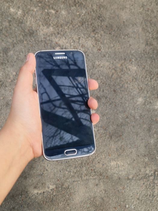 Обменяю любо продам самсунг с6