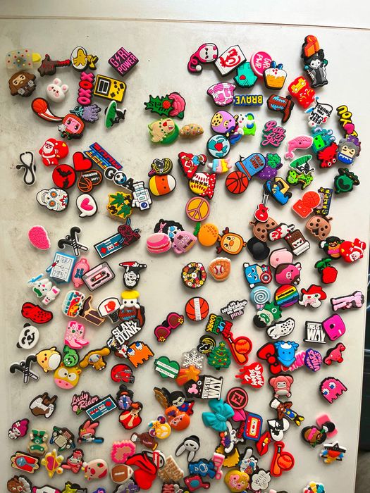 Jibbitz LA ALEGERE! CEL MAI MIC PRET figurine charms pin crocs