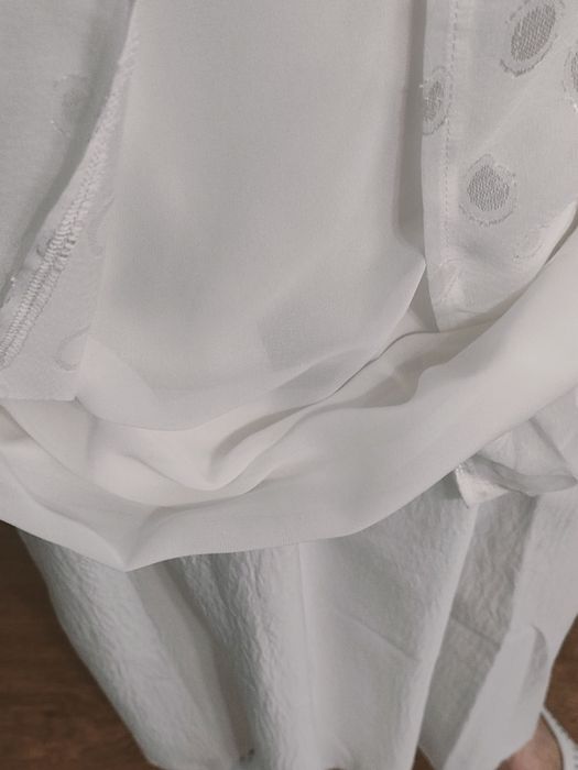 Нарядное белое платье в пол