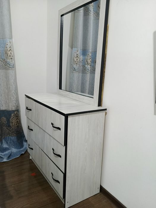 Mebel yotoqxona sotiladi