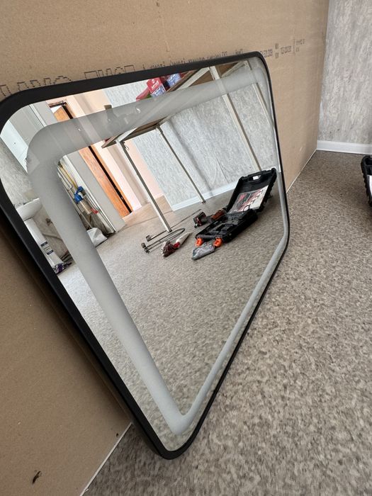 Зеркало с подсветкой