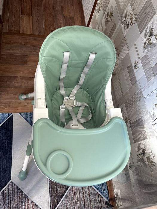 Детский столик для кормления