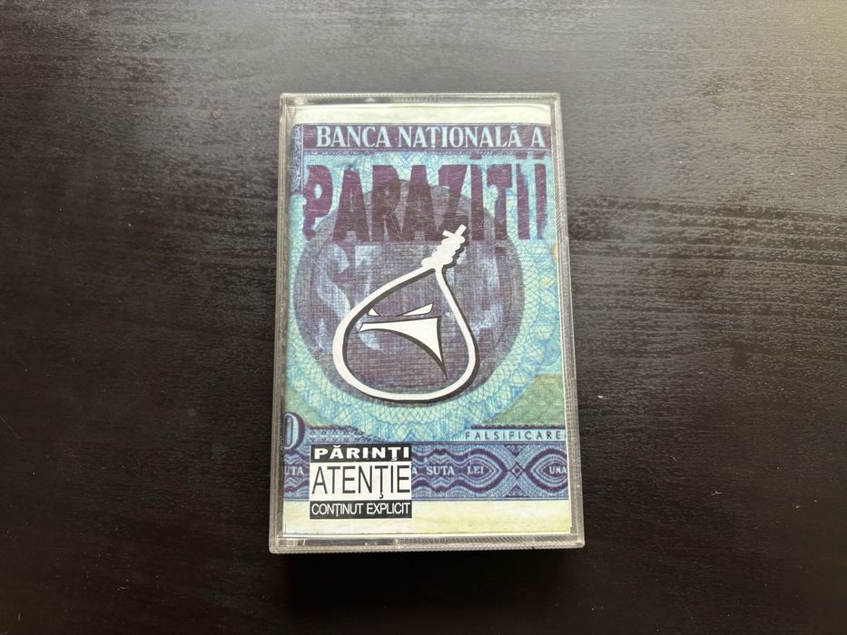 Vand caseta Parazitii Suta