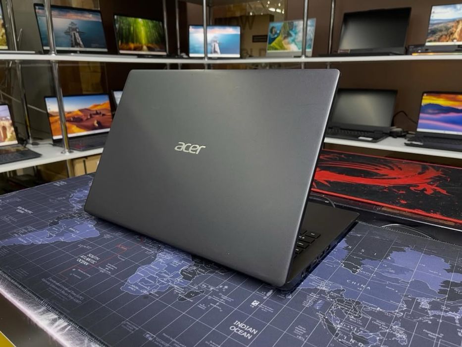 Acer Aspire 3 Intel Pentium Silver N5030/4GB/SSD256GB