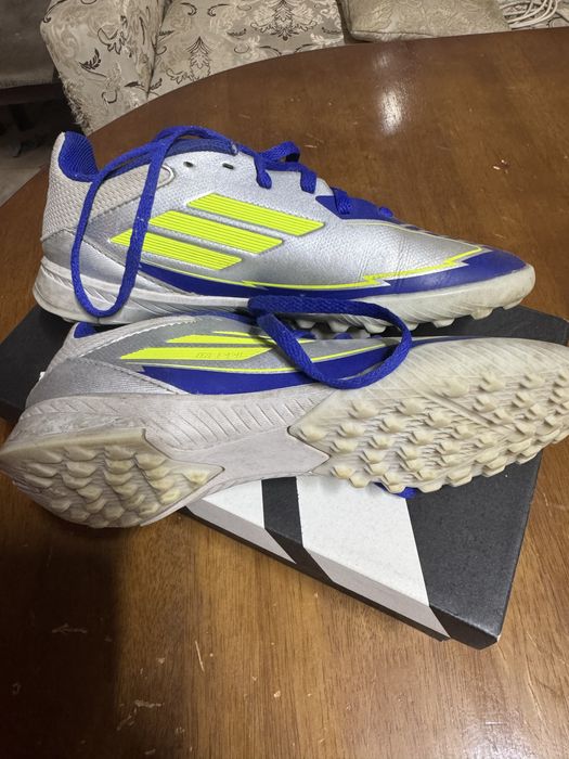 Сороконожки Adidas Messi