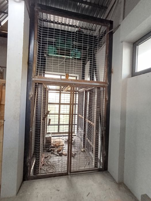 Lift gurzavoy skladga