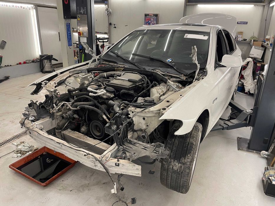 BMW F10 535i на части