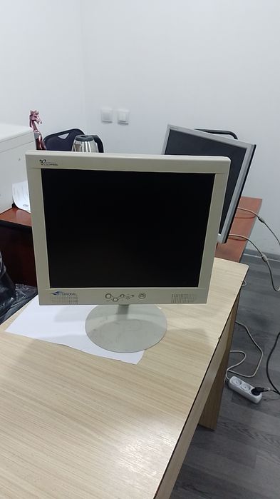 Эски компютер сотилади