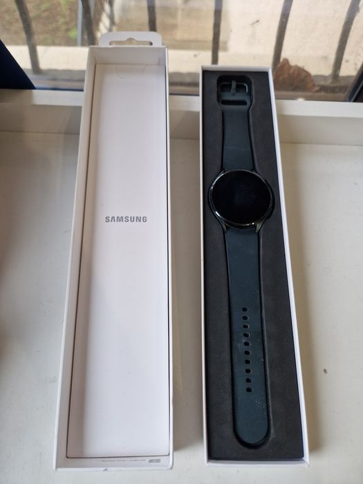 Samsung galaxy watch4