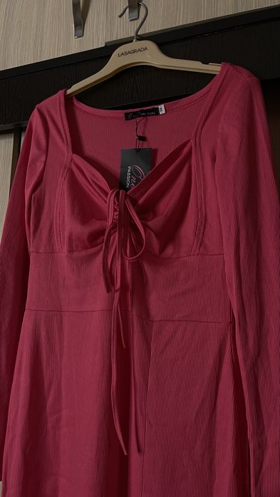 Женское трикотажное платье