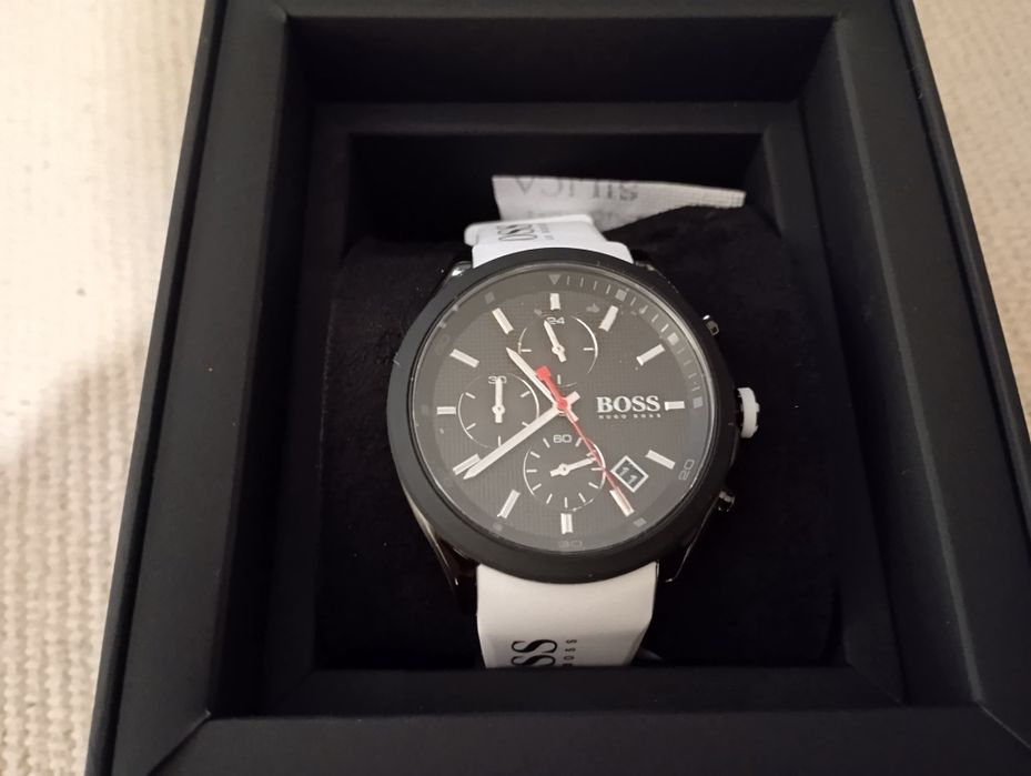 Нов!Мъжки часовник HUGO BOSS Velocity 44 мм