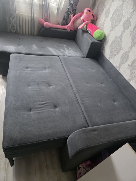 Canapea extensibila in forma de L