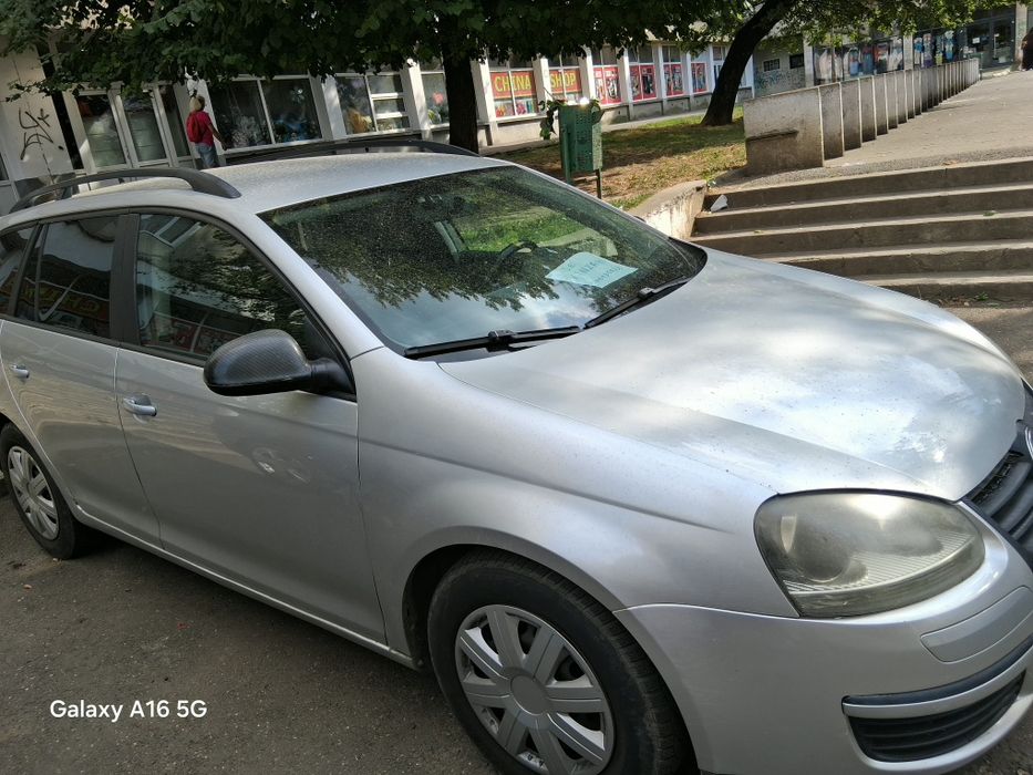 Volkswagen Golf diesel, 2.695 € — imagine 3