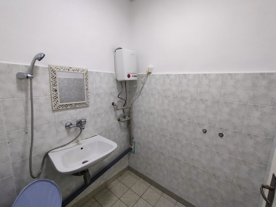 Дава се под наем Магазин в Стара Загора, Операта - 27 кв.м за 183.6 € - Снимка #12