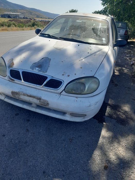 Продавам деу Ланус на части