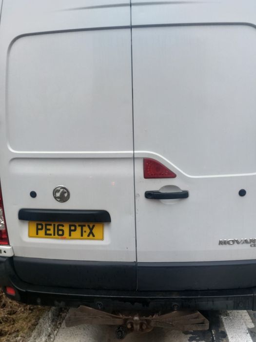 Dezmembrez renault Master 3 Movano