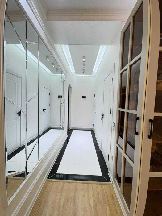 Срочно! Продаётся 2х комнатная ЛЮКС квартира на Вокзале!!!