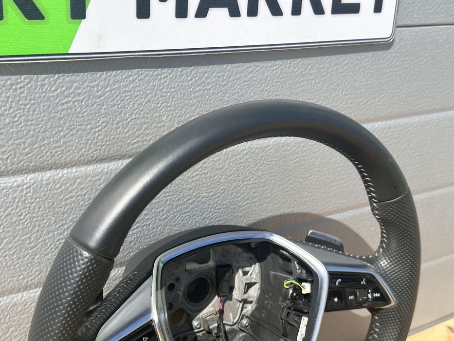 Волан AUDI A6 A7 S Line 4K0419091F