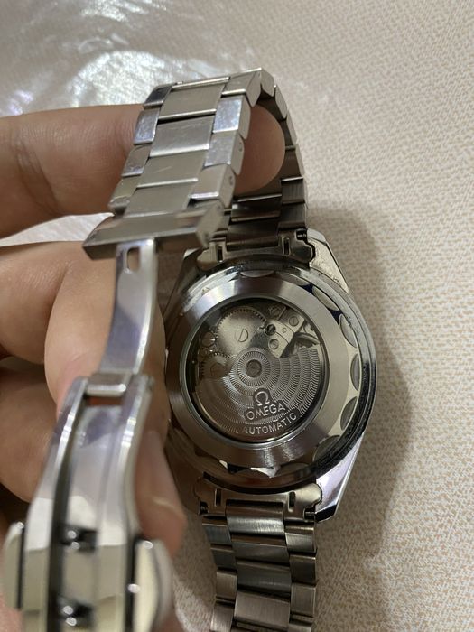 Часы Omega ( 2 штуки)