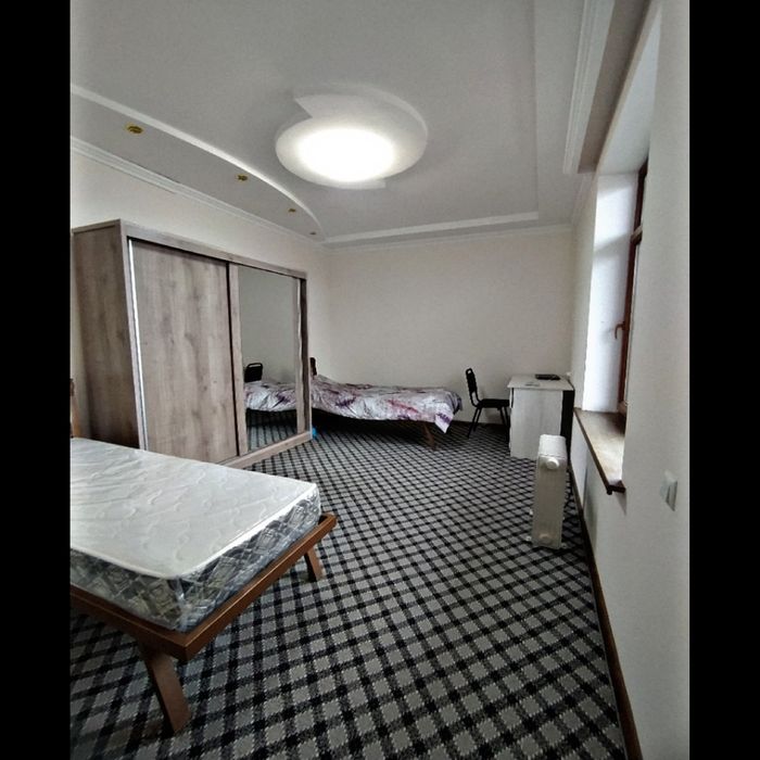 18 Сотих ҲОВЛИ Уй 2 қаватли
18 Сотих ҲОВЛИ Уй 2 қаватли
Замонавий ко