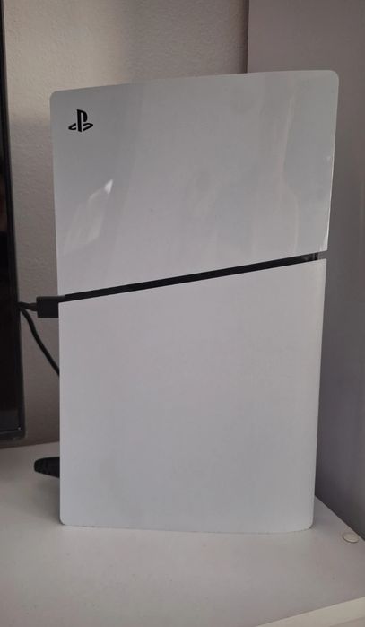 PlayStation 5 - Impecabil