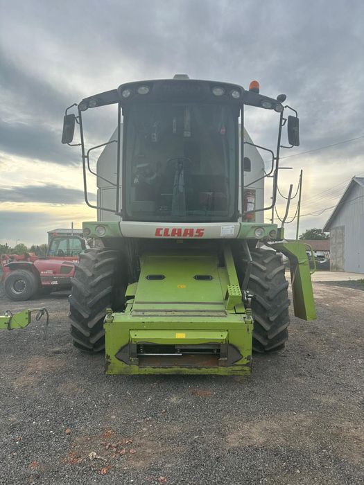 Combină Claas 330