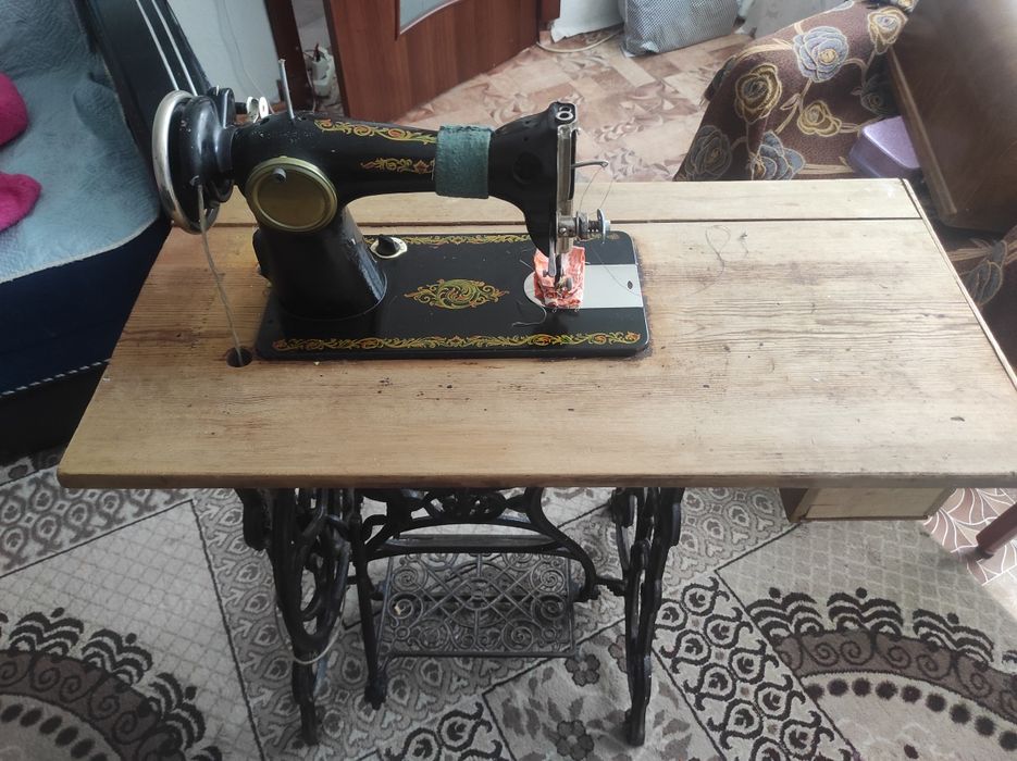Швейная машина Подольск