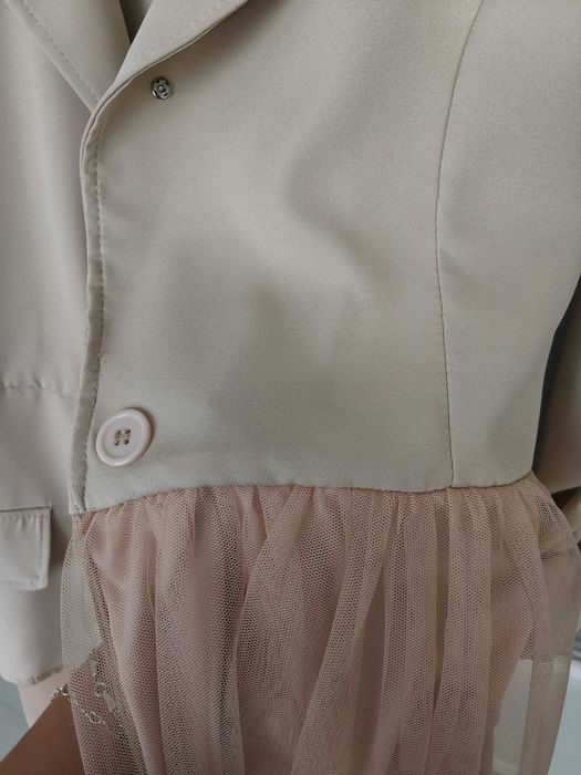 Интересна връхна дреха