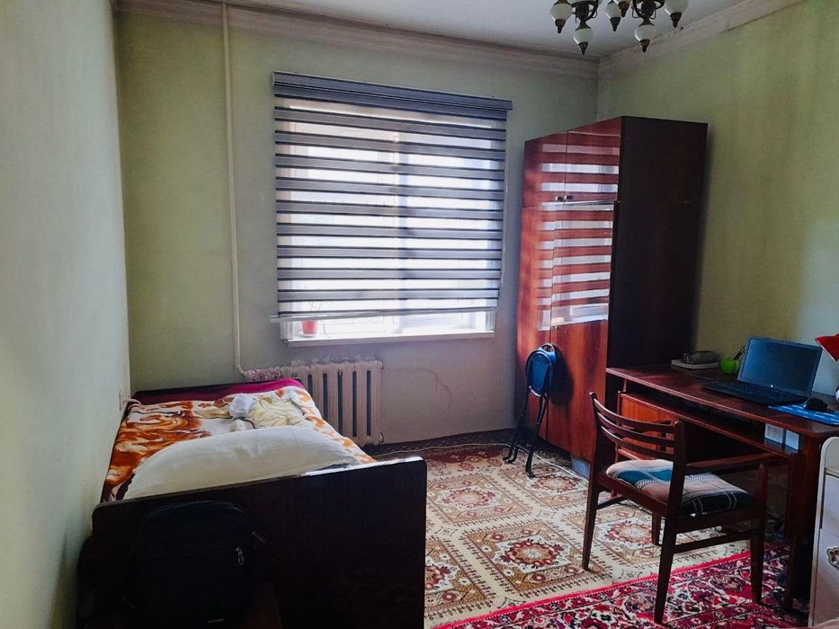Продается 4 комн квартира, Юнусабад 18, ул. Юнус Ота, 2 этаж