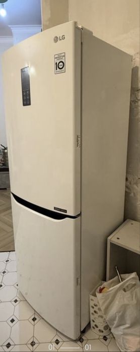 Продам холодильник LG