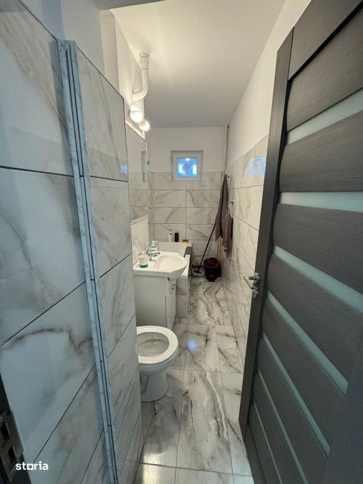 Apartament 2 camere, 39 mp, zona Craiovita Noua-Racheta