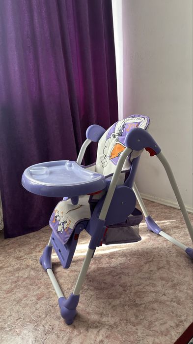 Детский стульчик для кормления