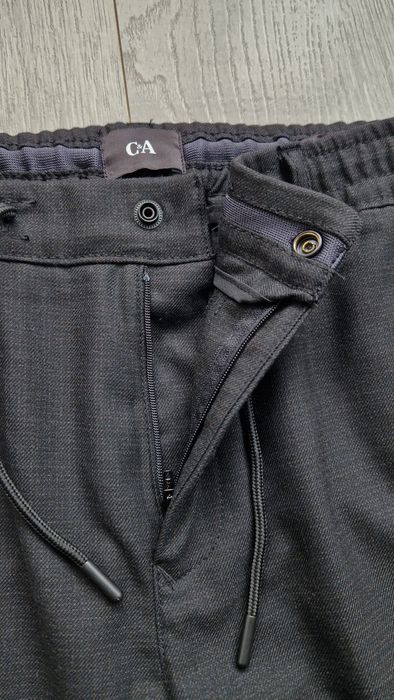 Pantaloni casual slim fit