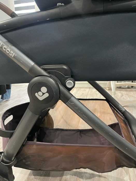 Бебешка количка Maxi Cosi Adora 2