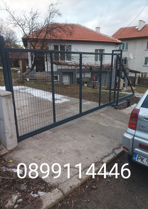 Врати,огради,парапети,метални конструкции.