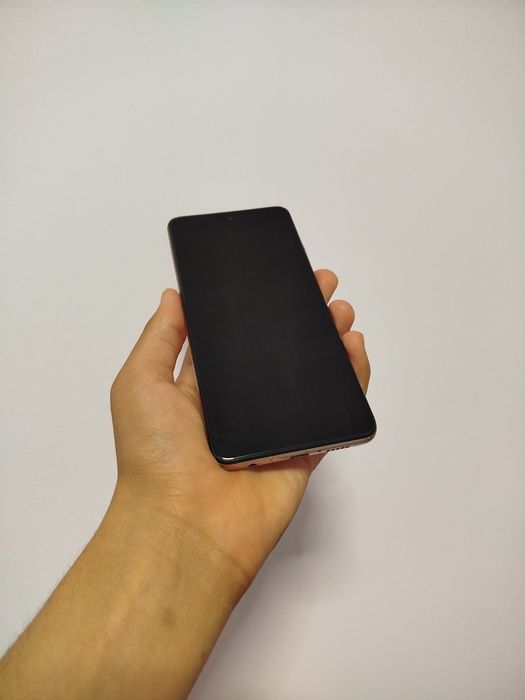 Poco x3 pro 8/128gb ideal sotiladi Продаю поко х3 про 8/128гб идеальны