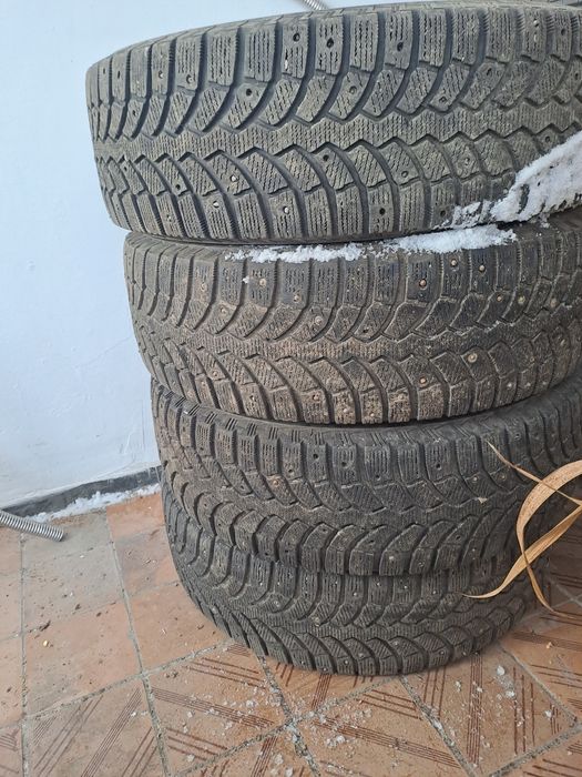 Резина зимняя б.у