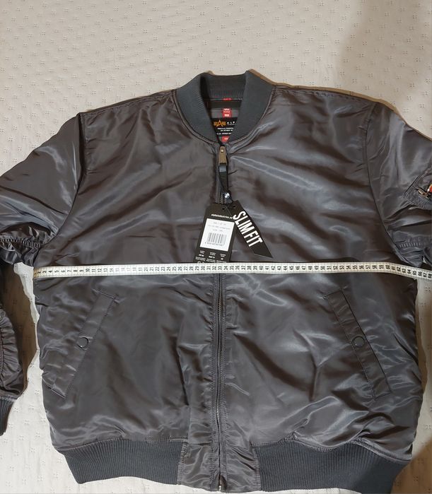 Мъжко Яке бомбър Alpha Industries MA-1 VF 59
в сиво преходен модел